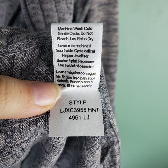 Laila Jayde Women's Gray Tristain Ribbed Detail Cardigan Size 1X - Picture 5 of 5